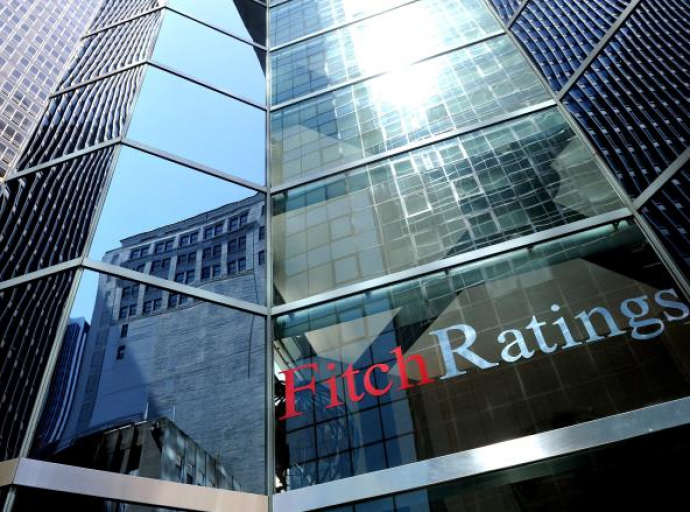 Fitch: Οι θετικές αξιολογήσεις των ελληνικών τραπεζών, αντικατοπτρίζουν την επιτάχυνση μείωσης ΜΕΔ